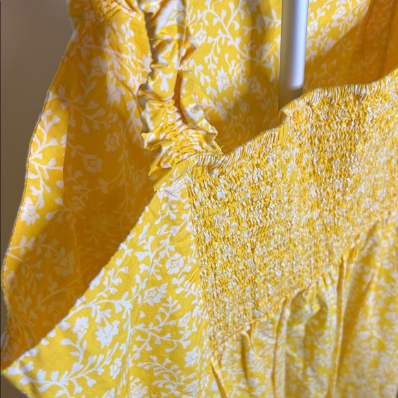 H&M Bright Yellow Dress with White Floral Design - Picture 9 of 10